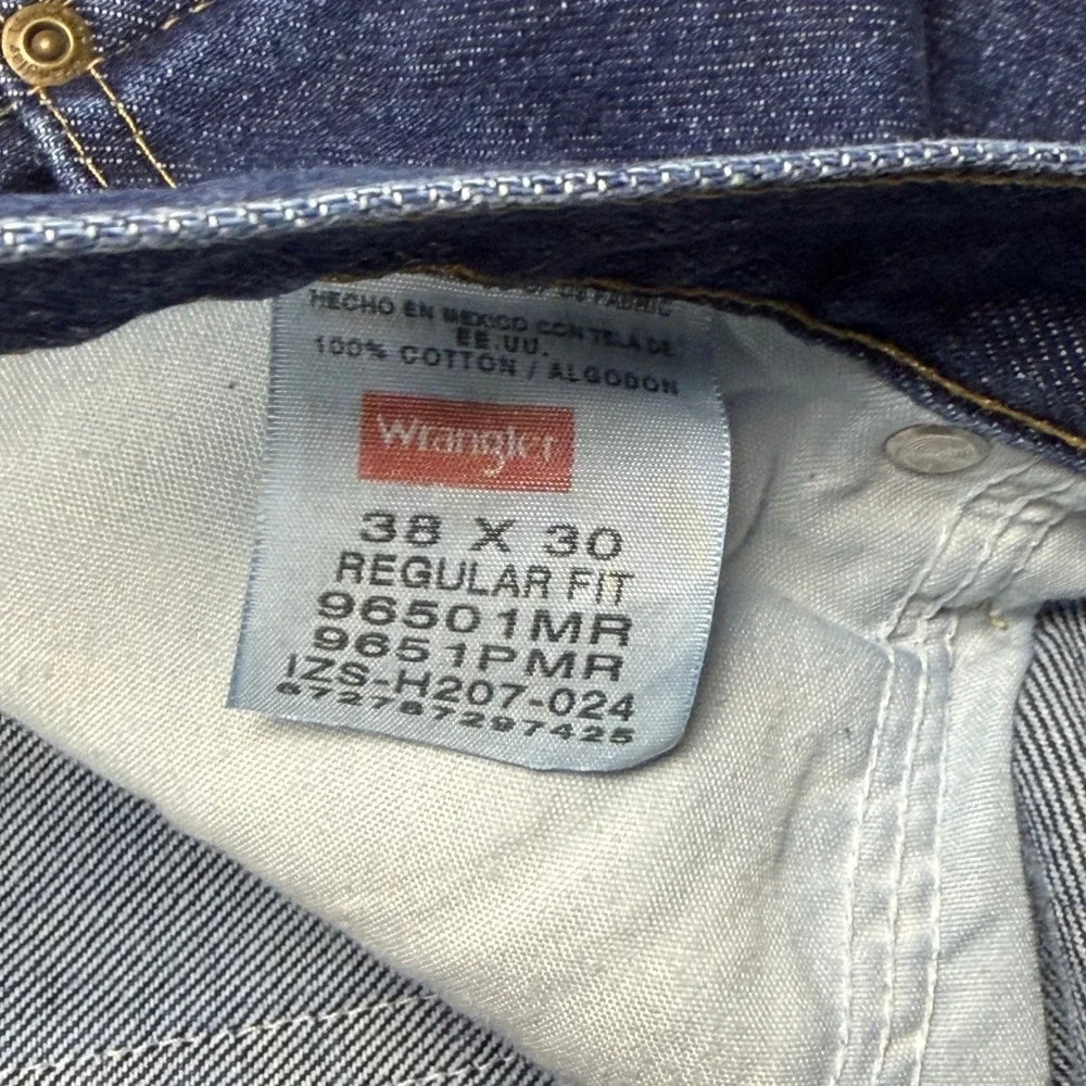 Wrangler Authentic Jeans Mens 38x30 Regular Fit Dark Wash Denim 96501MR